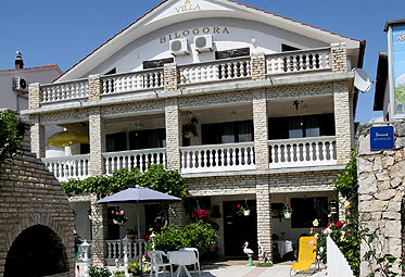 Semesterboenden Vodice Villa Bilogora & Apartments*** Obitelj Vašak